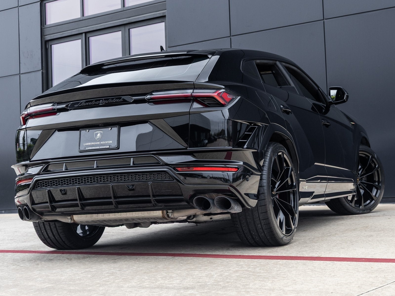 2024 Lamborghini Urus S