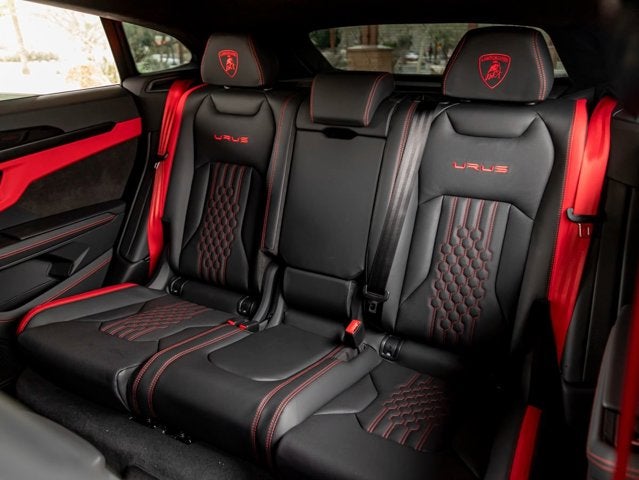 2024 Lamborghini Urus S