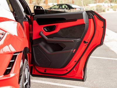 2024 Lamborghini Urus S