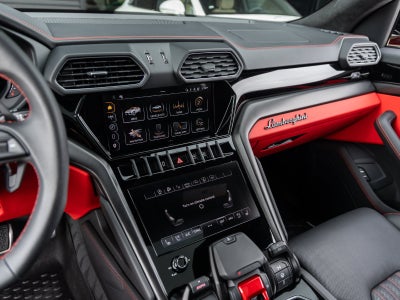 2024 Lamborghini Urus S