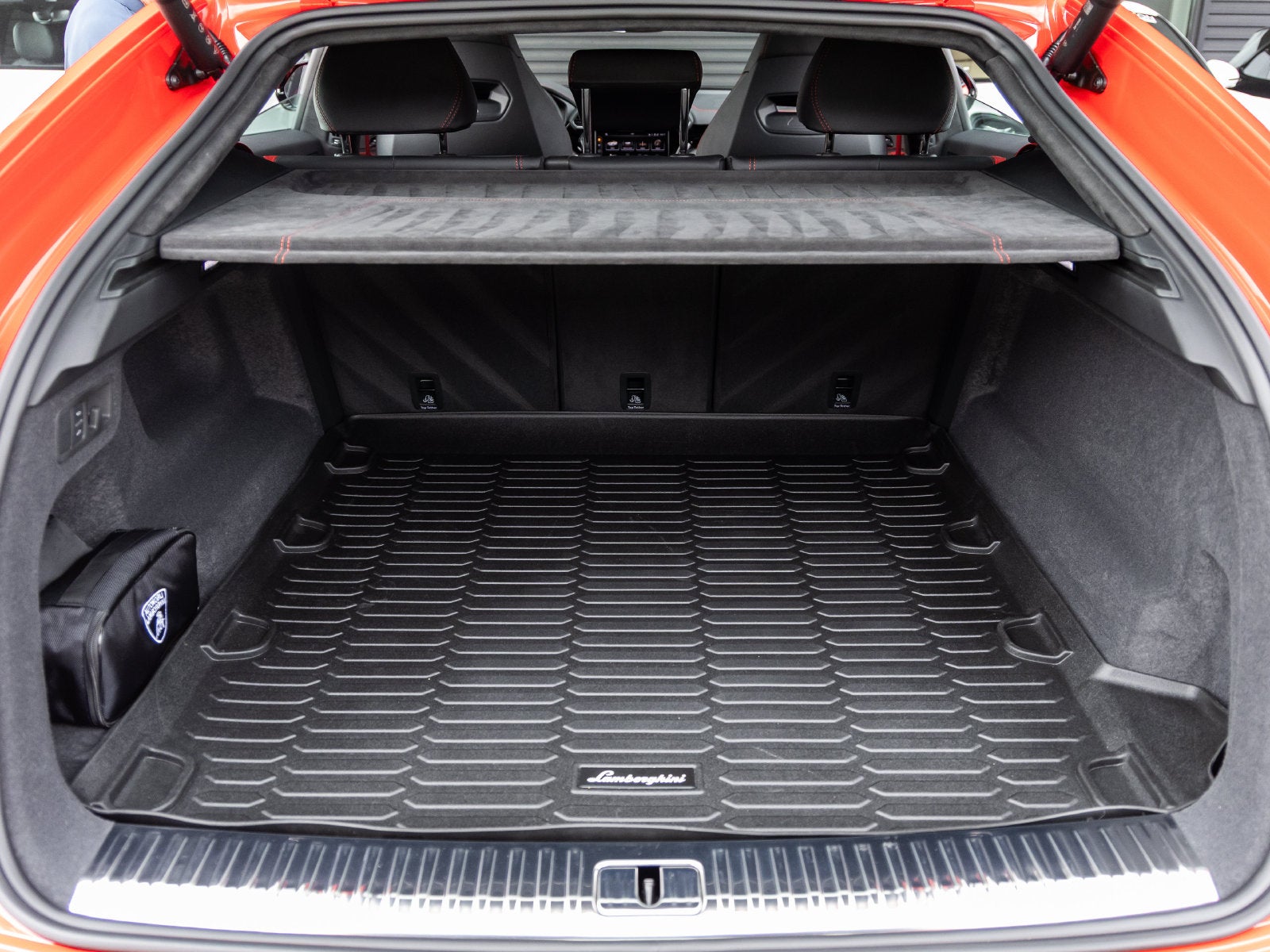2024 Lamborghini Urus S