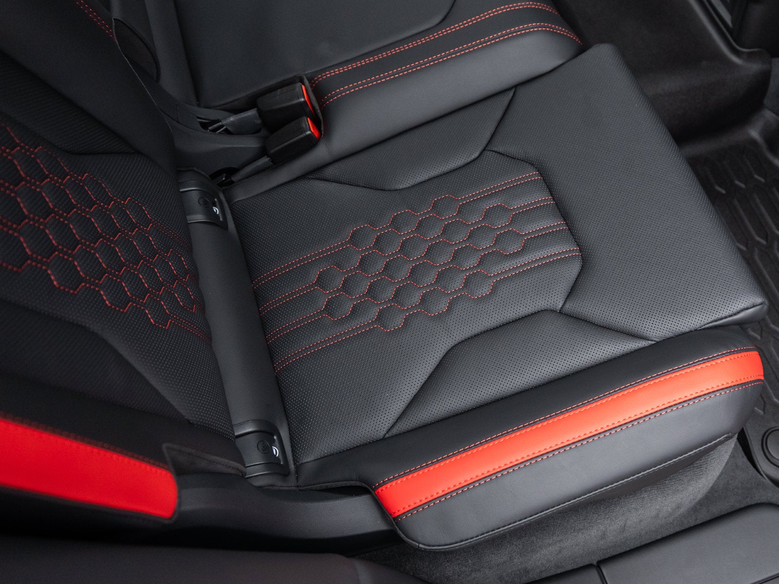 2024 Lamborghini Urus S