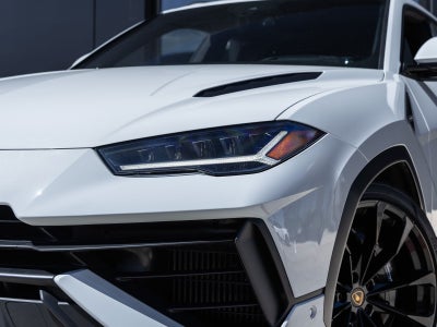 2023 Lamborghini Urus S
