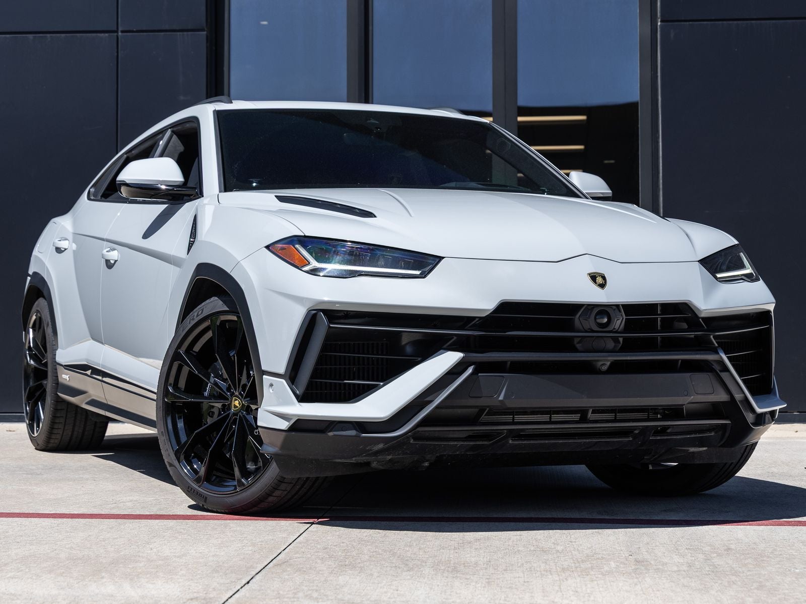 2023 Lamborghini Urus S