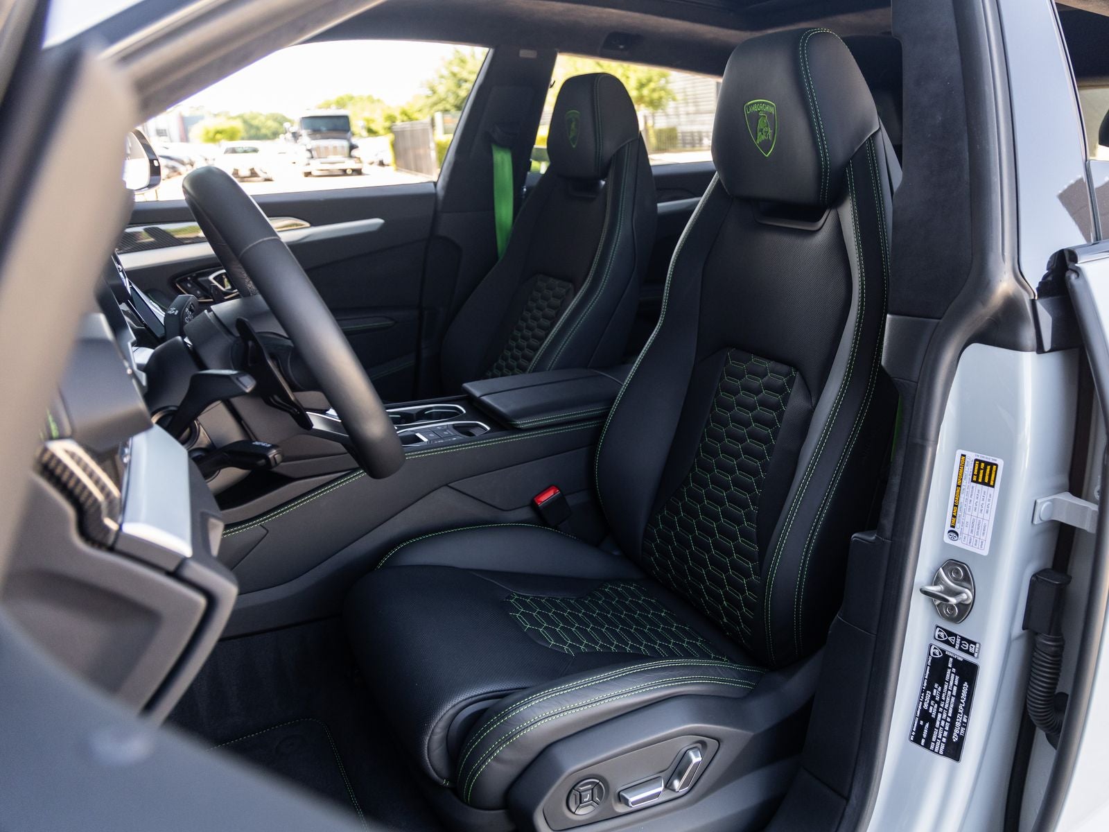 2023 Lamborghini Urus S