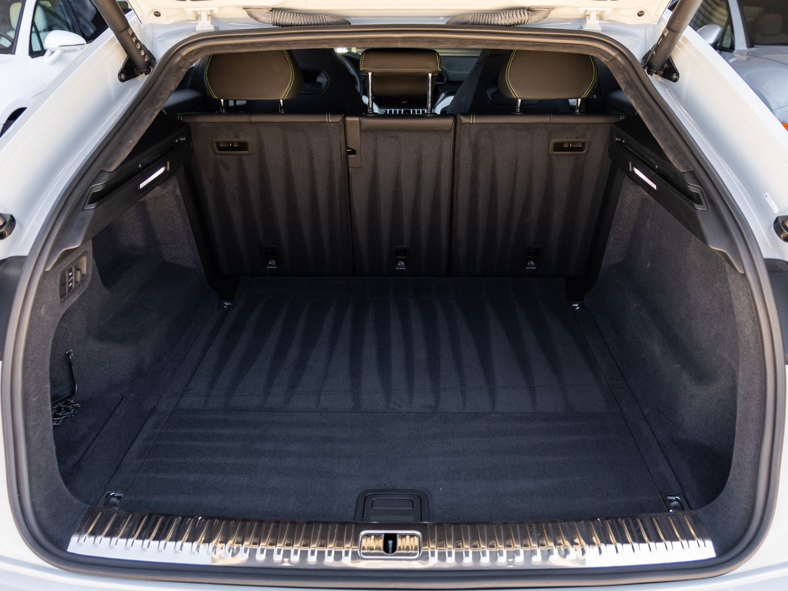 2023 Lamborghini Urus S