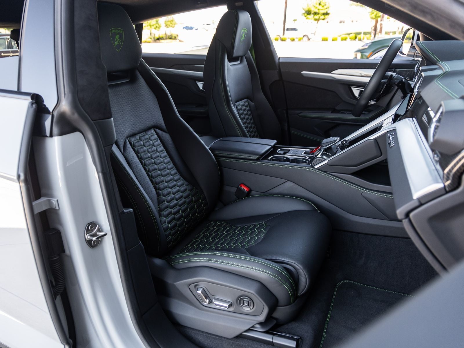 2023 Lamborghini Urus S