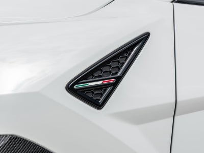 2024 Lamborghini Urus Performante
