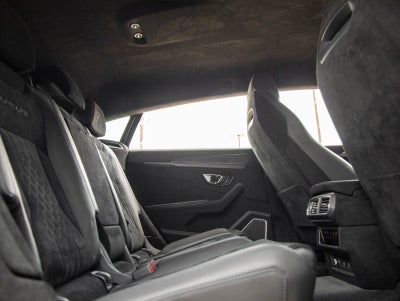 2024 Lamborghini Urus Performante