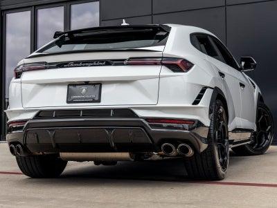 2024 Lamborghini Urus Performante