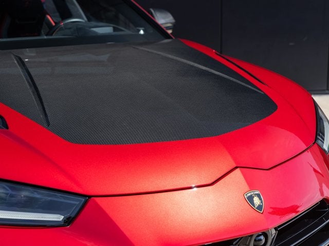 2024 Lamborghini Urus Performante