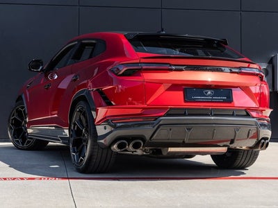 2024 Lamborghini Urus Performante