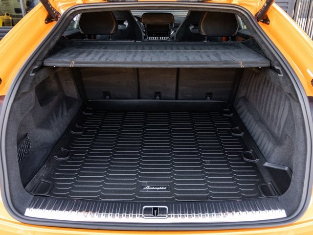 2024 Lamborghini Urus Performante