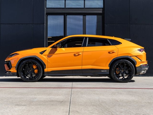 2024 Lamborghini Urus Performante