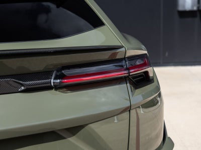 2024 Lamborghini Urus Performante