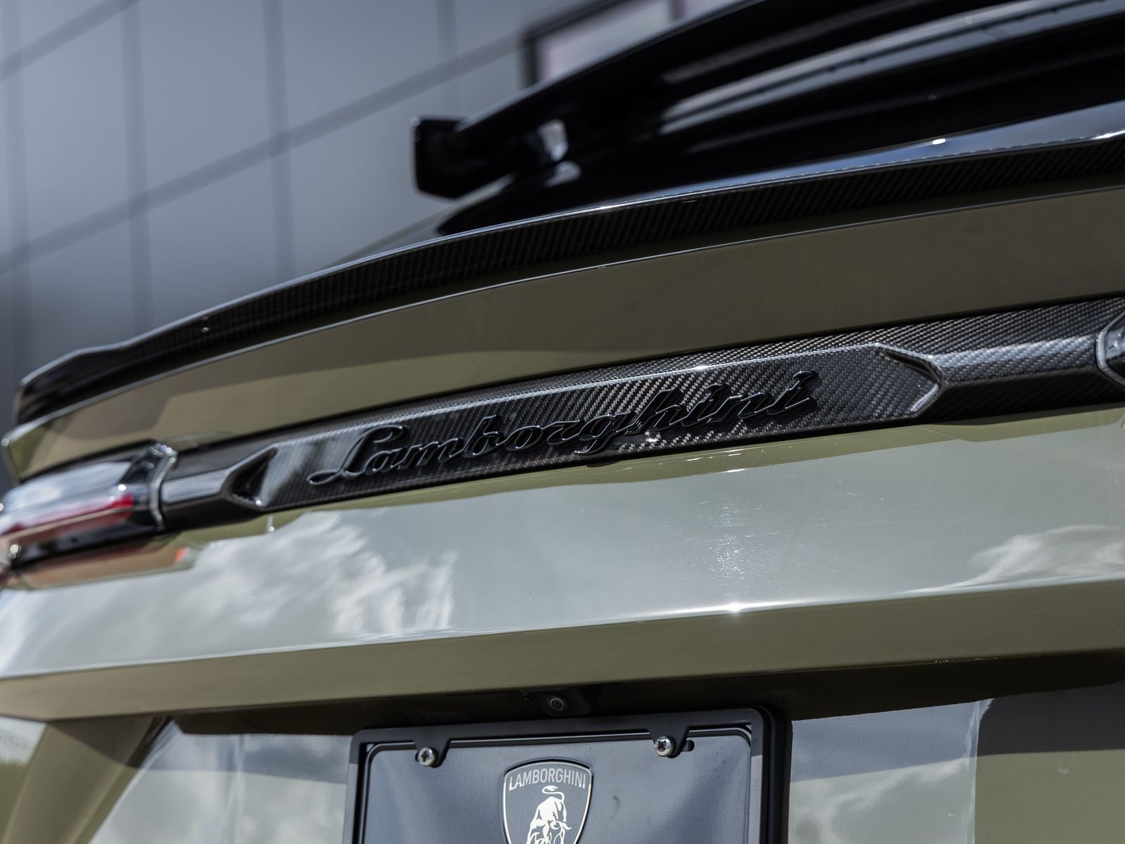 2024 Lamborghini Urus Performante