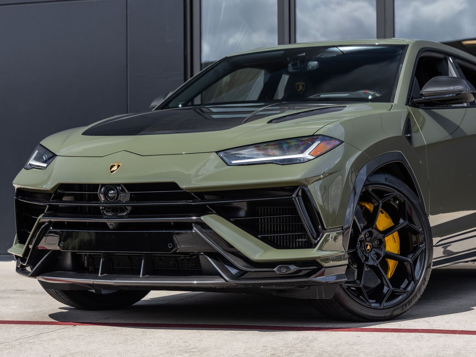 2024 Lamborghini Urus Performante