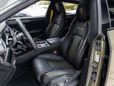 2024 Lamborghini Urus Performante