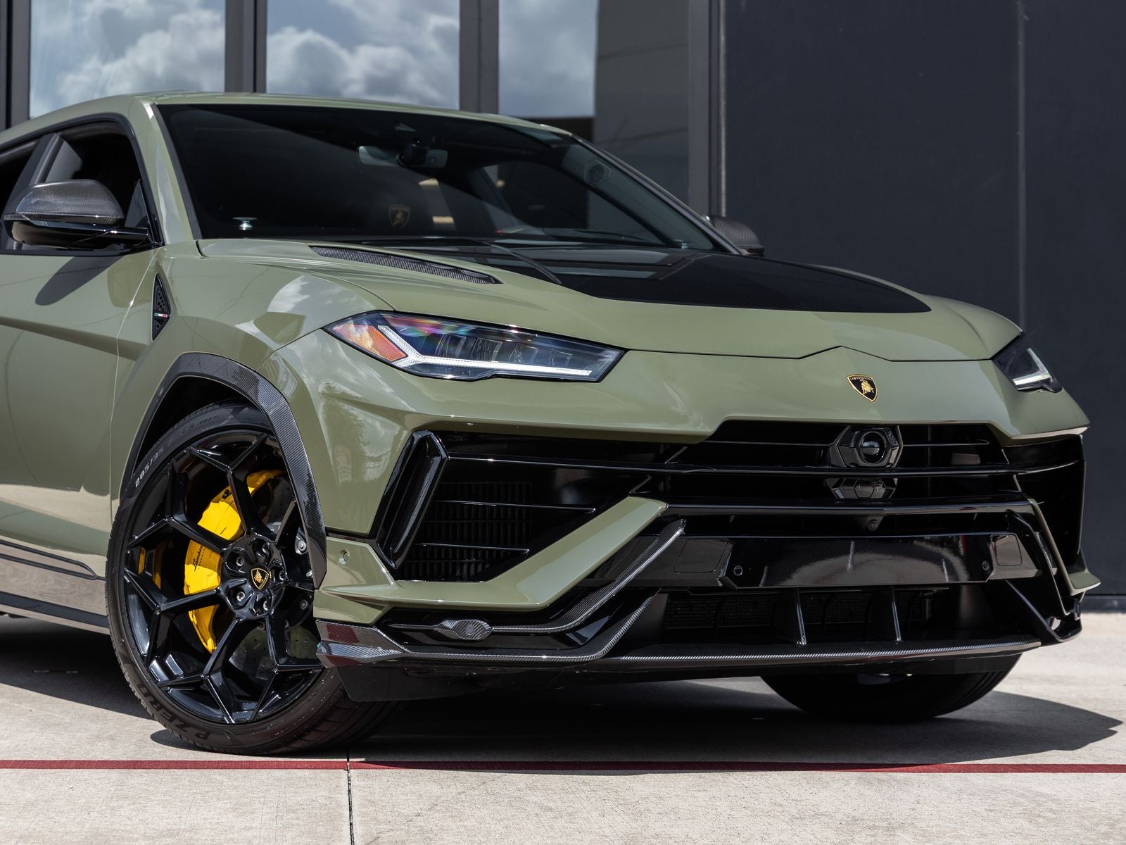 2024 Lamborghini Urus Performante
