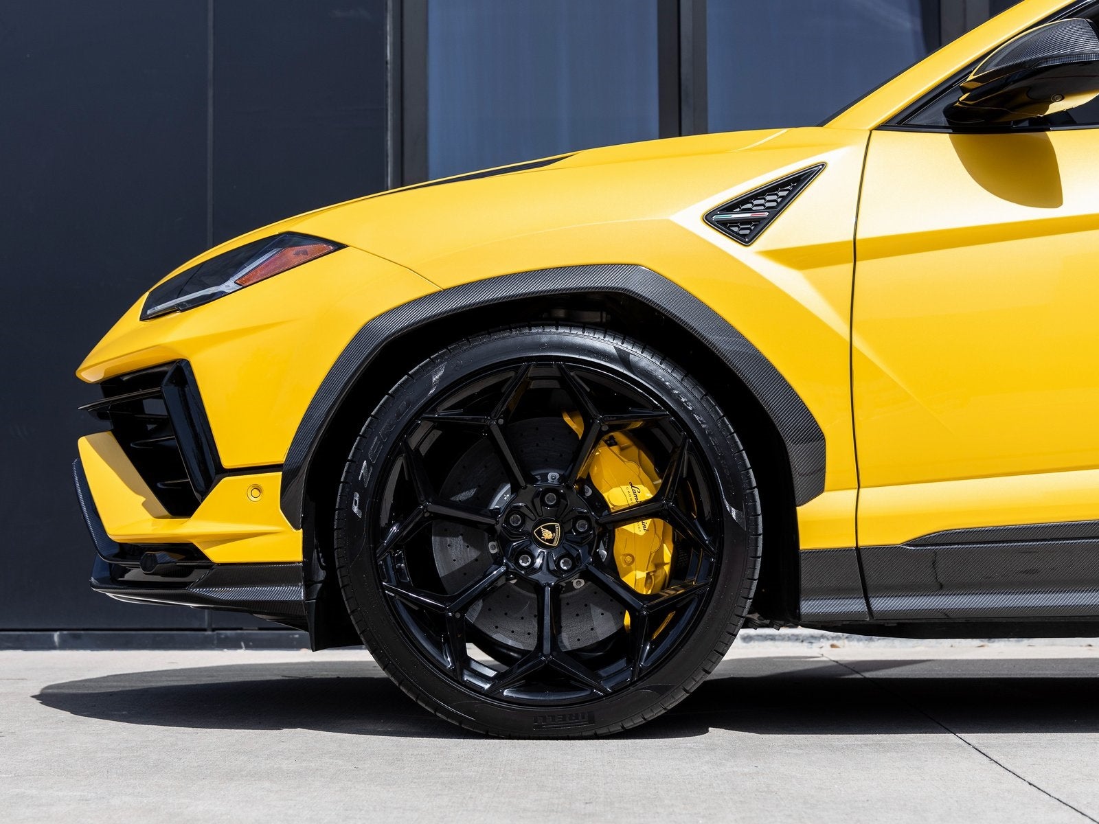 2024 Lamborghini Urus Performante