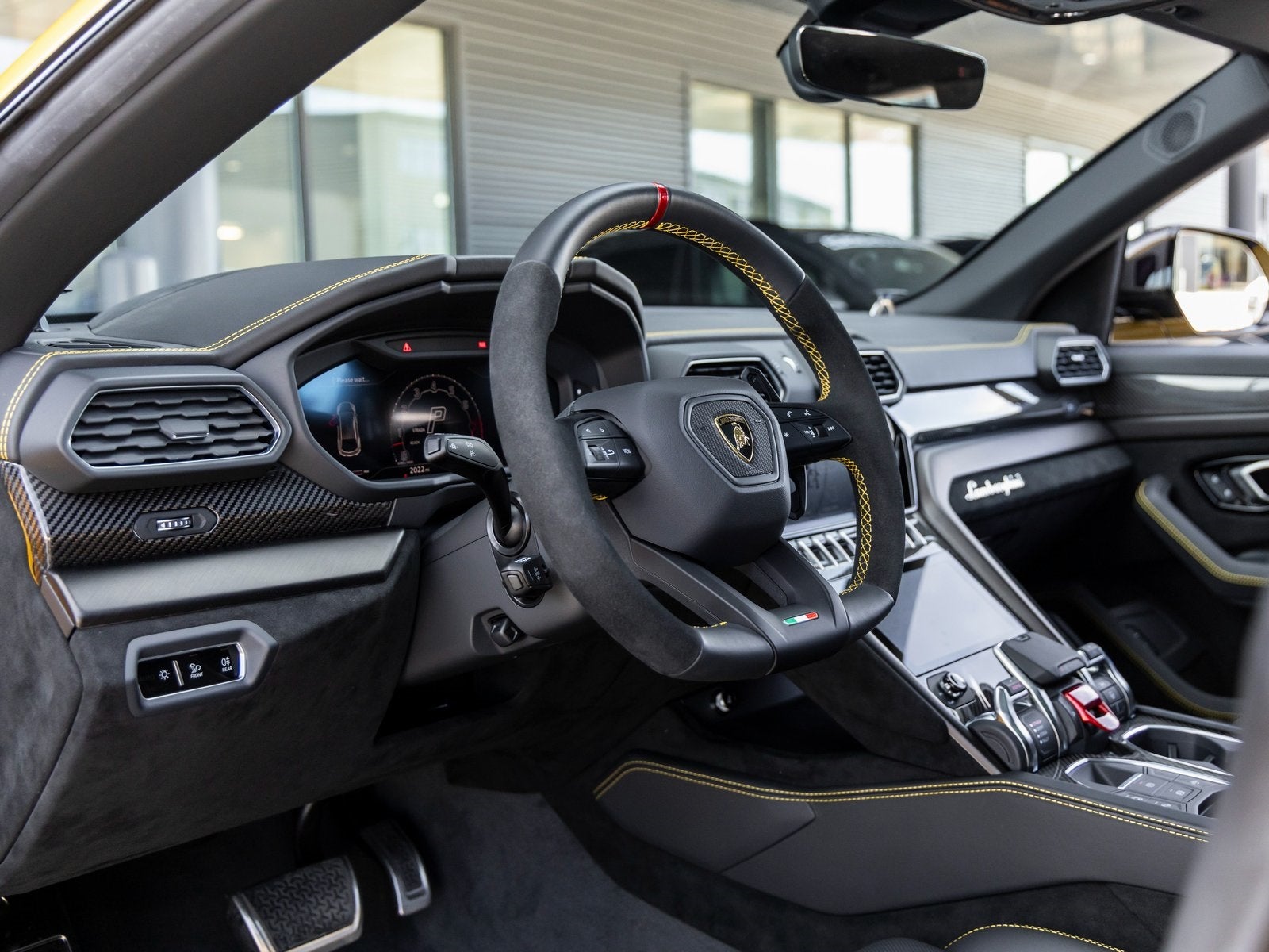 2024 Lamborghini Urus Performante