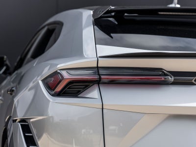2024 Lamborghini Urus Performante
