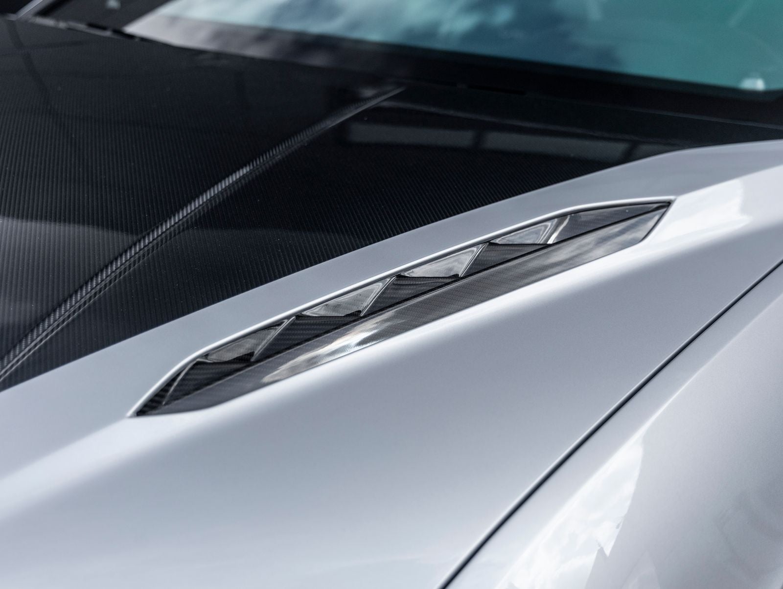 2024 Lamborghini Urus Performante