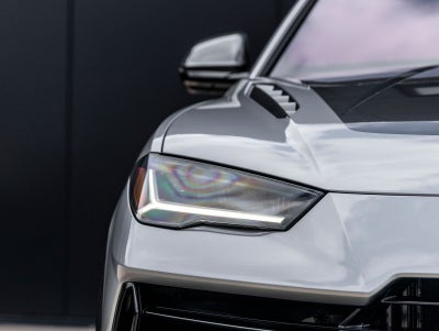 2024 Lamborghini Urus Performante