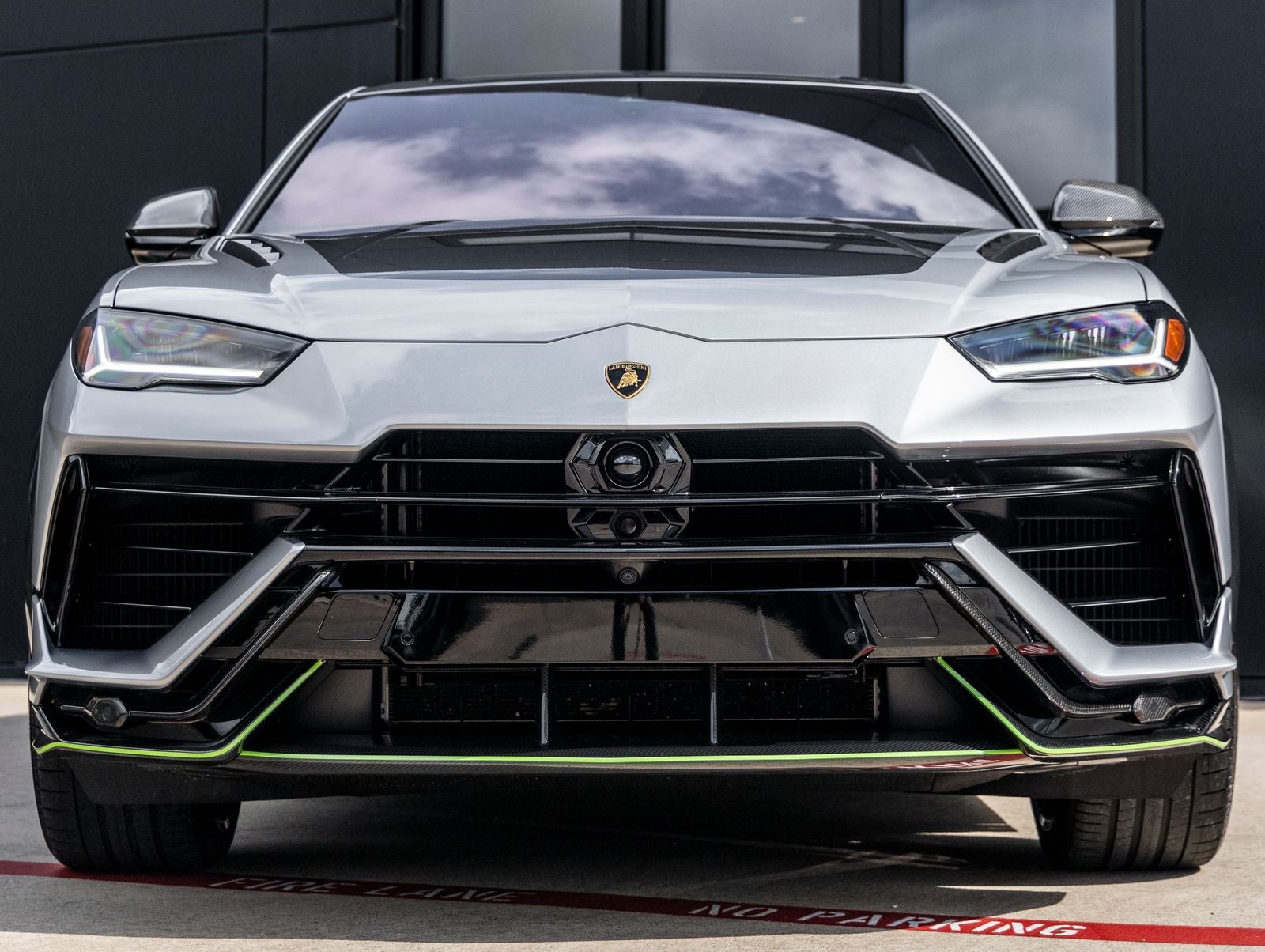 2024 Lamborghini Urus Performante
