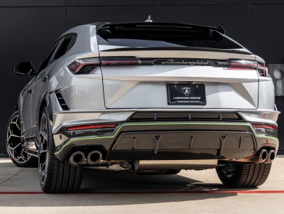 2024 Lamborghini Urus Performante