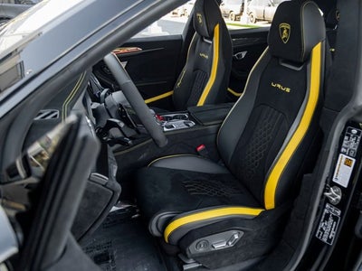 2024 Lamborghini Urus Performante