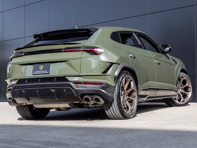 2023 Lamborghini Urus Performante