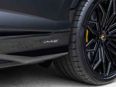 2026 Lamborghini Urus SE