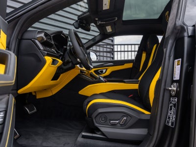 2026 Lamborghini Urus SE