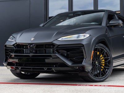2026 Lamborghini Urus SE