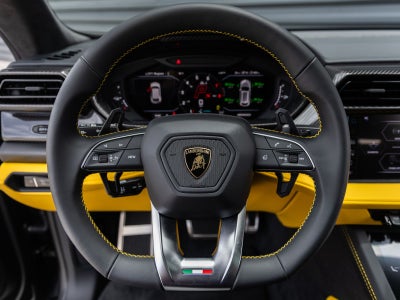 2026 Lamborghini Urus SE