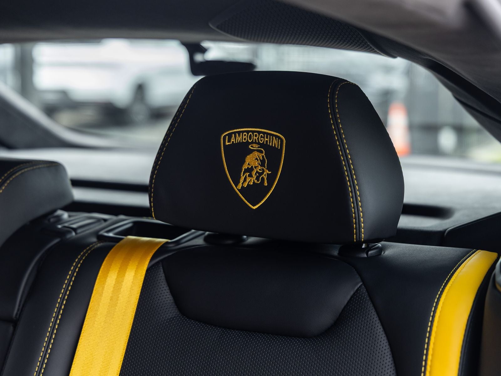 2026 Lamborghini Urus SE