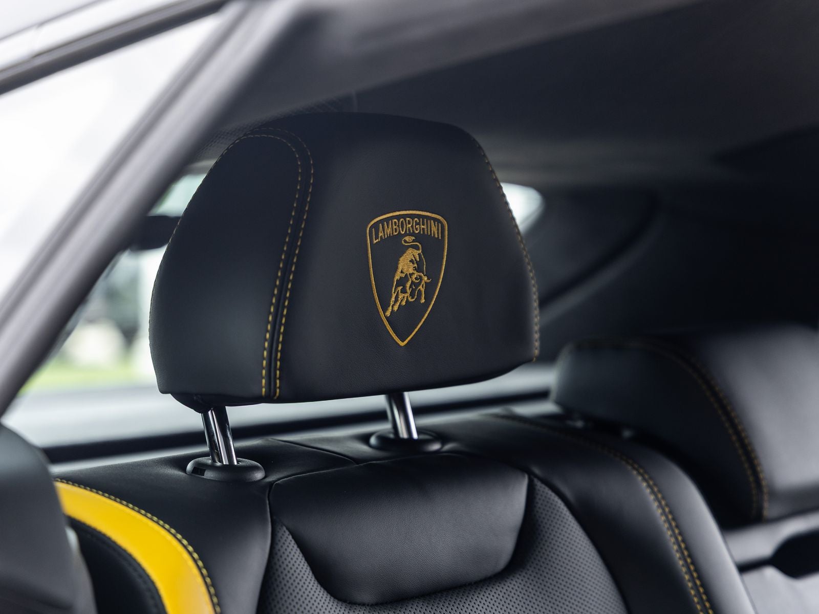 2026 Lamborghini Urus SE