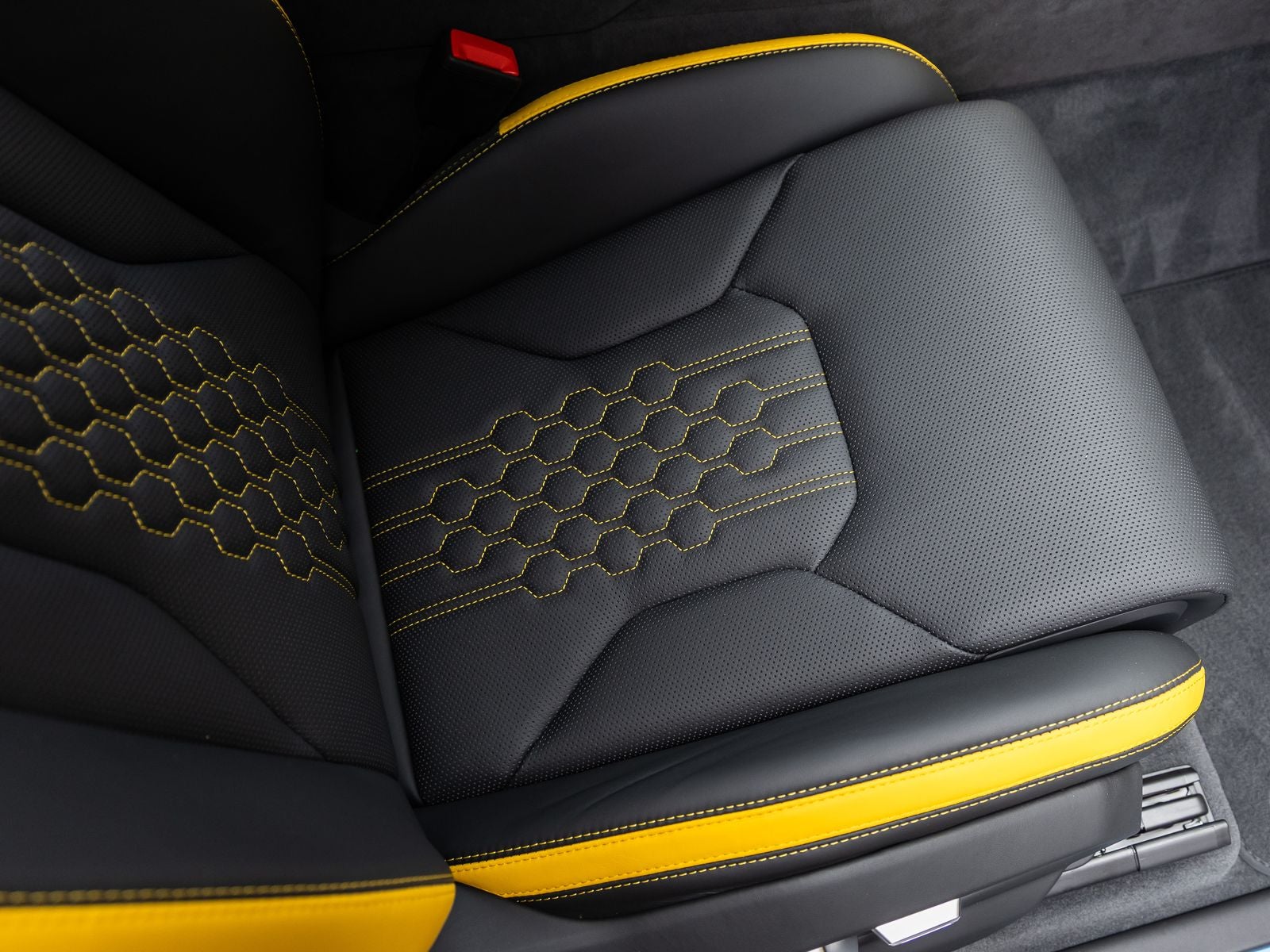 2026 Lamborghini Urus SE