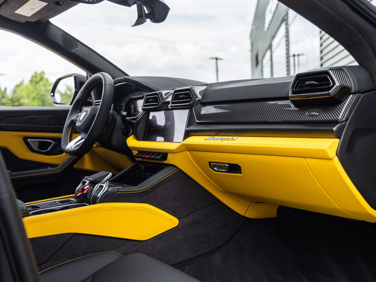 2026 Lamborghini Urus SE