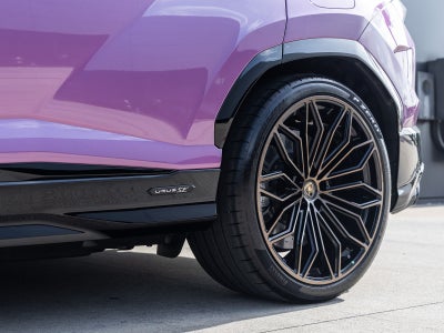 2026 Lamborghini Urus SE