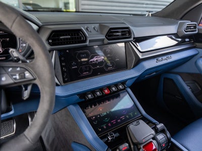 2026 Lamborghini Urus SE
