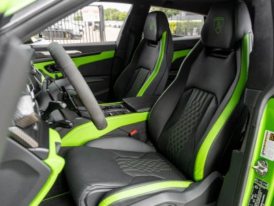 2025 Lamborghini Urus SE