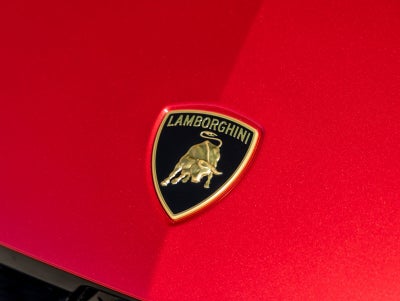 2025 Lamborghini Urus SE
