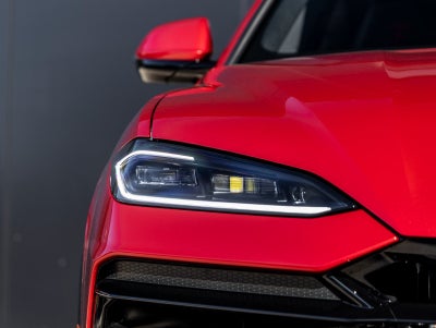 2025 Lamborghini Urus SE