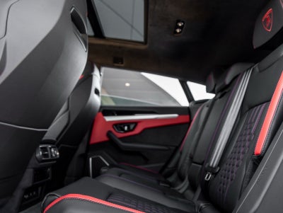 2025 Lamborghini Urus SE