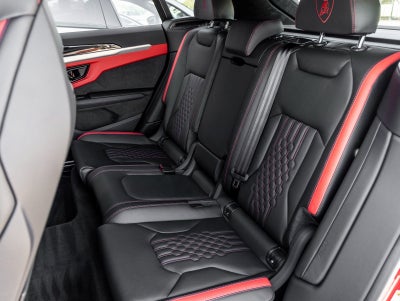 2025 Lamborghini Urus SE