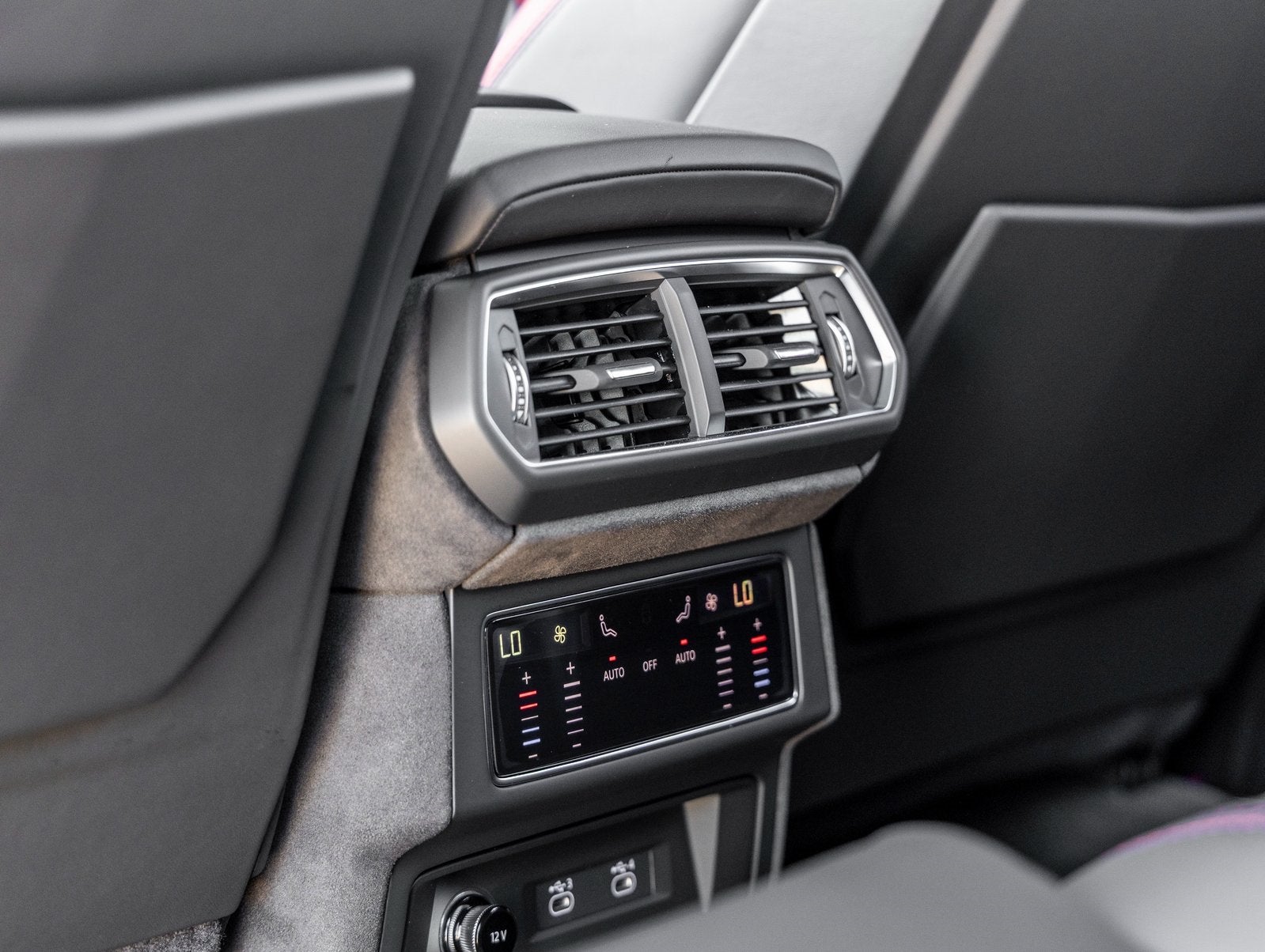 2025 Lamborghini Urus SE