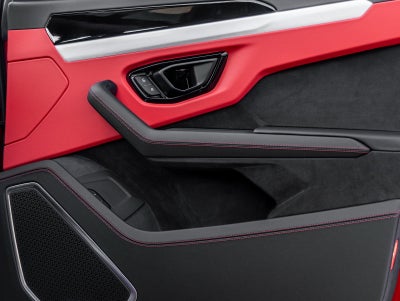 2025 Lamborghini Urus SE