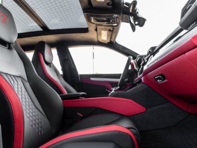 2025 Lamborghini Urus SE